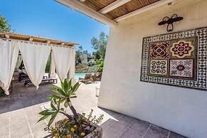 Tia Maria Country Inn