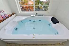 Namhae Bluemare Pension