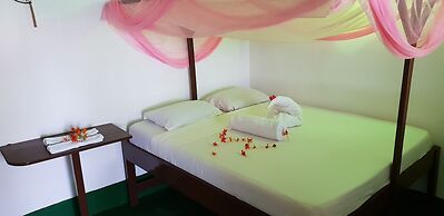 Ocean Breeze Lodge