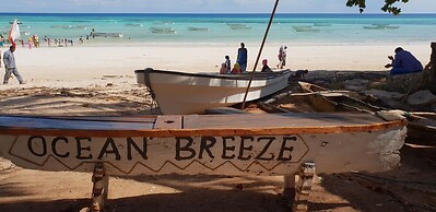 Ocean Breeze Lodge