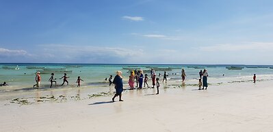 Ocean Breeze Lodge