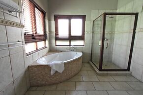 Candlewoods Guesthouse