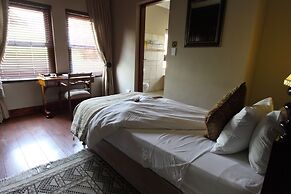 Candlewoods Guesthouse