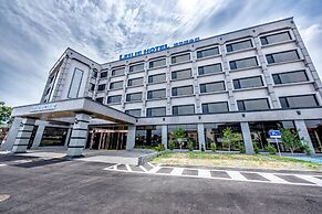 Leslie Hotel