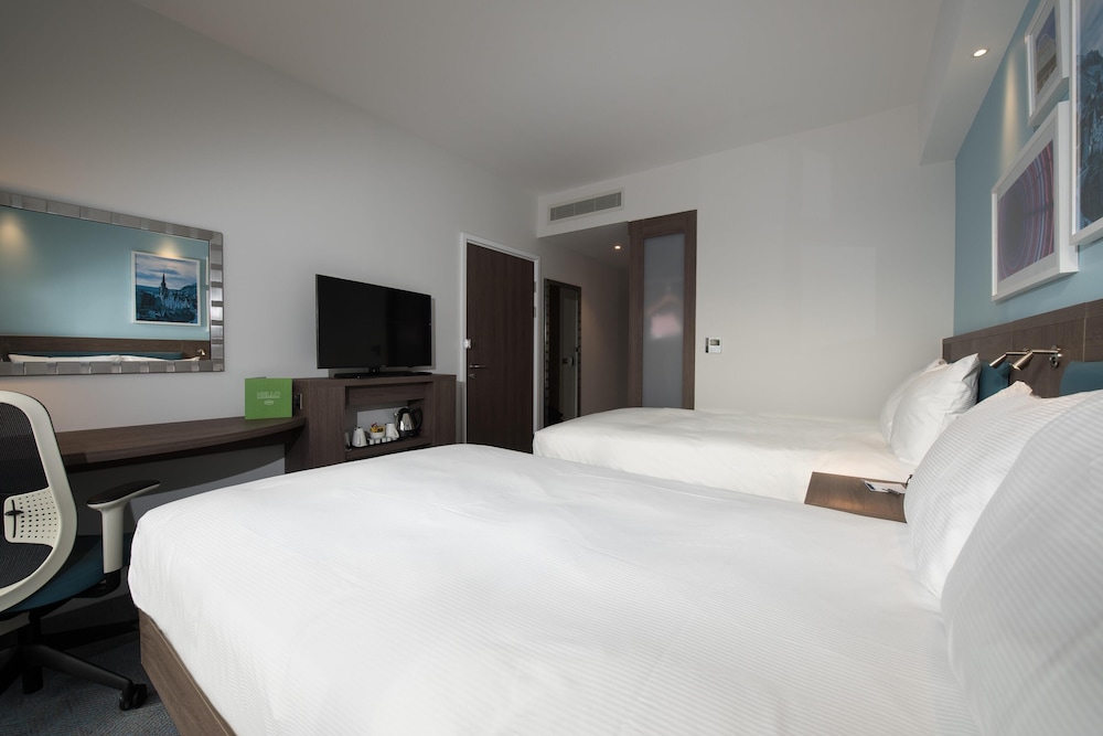Hampton by Hilton Edinburgh West End