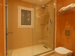 Pictures Suites