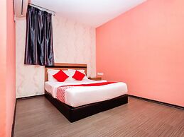 OYO 504 Hotel Aromas Kulai