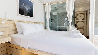 Cunda Piano Otel