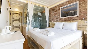 Cunda Piano Otel