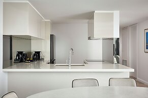 Meriton Suites World Tower, Sydney