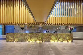 Meriton Suites World Tower, Sydney