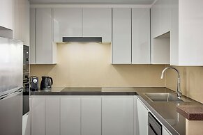 Meriton Suites World Tower, Sydney