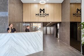 Meriton Suites Waterloo