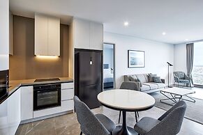 Meriton Suites George Street, Parramatta