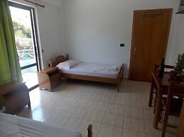 Blue Saranda Hotel