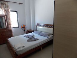 Blue Saranda Hotel