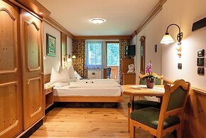Hotel Cesa Tyrol
