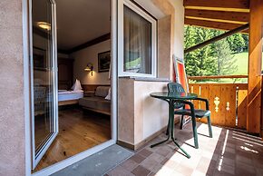 Hotel Cesa Tyrol