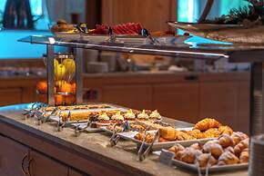 Hotel Cesa Tyrol