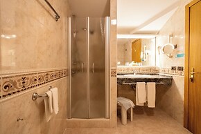 Hotel Cesa Tyrol