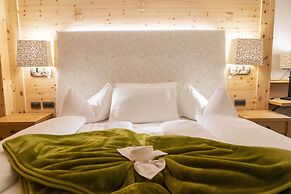 Hotel Cesa Tyrol
