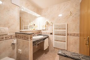 Hotel Cesa Tyrol