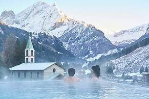 Hotel Cesa Tyrol
