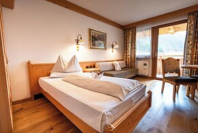 Hotel Cesa Tyrol