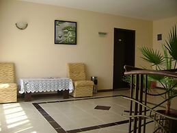 Family Hotel Kandrovi