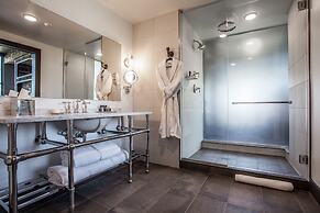 Ironworks Hotel Indy