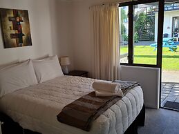 Akaroa Village Inn