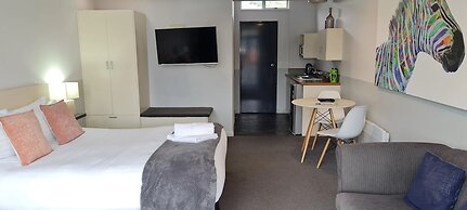 Akaroa Village Inn