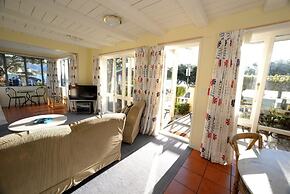 Akaroa Village Inn
