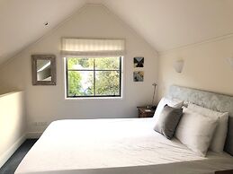 Akaroa Village Inn