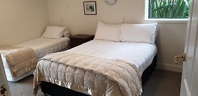 Akaroa Village Inn