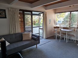 Akaroa Village Inn