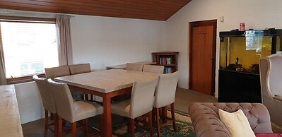Akaroa Village Inn