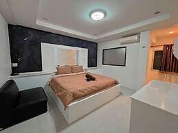 Sirasit 999 Mansion