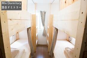 IZA Enoshima Guesthouse&Bar - Hostel