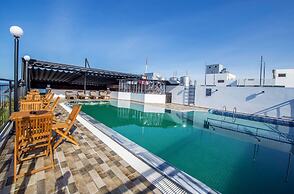 Levan Hotel