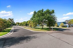 Traralgon Holiday Village