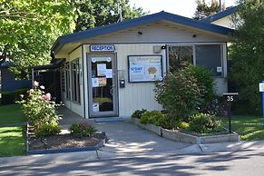 Traralgon Holiday Village