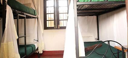 Kilimanjaro Backpackers Hotel - Backpacker