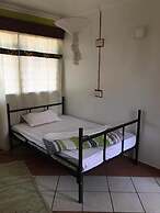 Kilimanjaro Backpackers Hotel - Backpacker