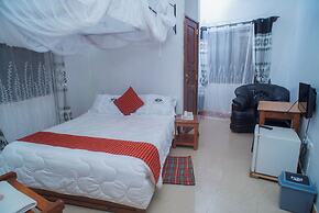 Arusha Giraffe Lodge