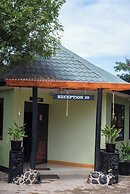 Arusha Giraffe Lodge