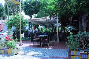 Mola Hotel