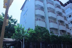 Mola Hotel