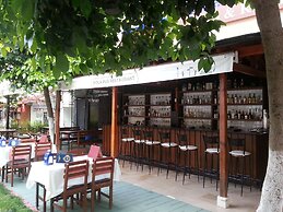 Mola Hotel