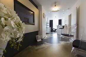 B Gold Luxury Rooms